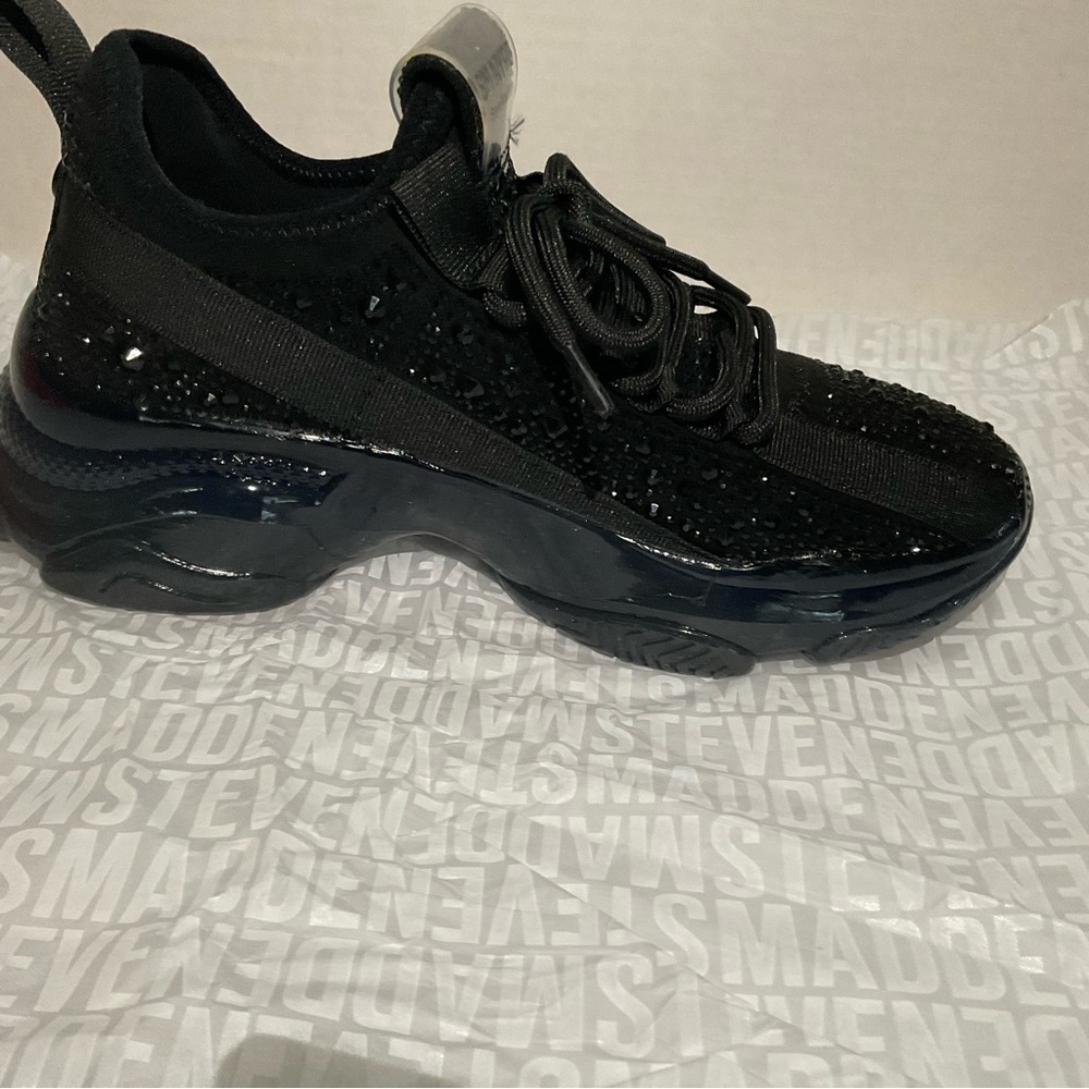 Steve Madden/6